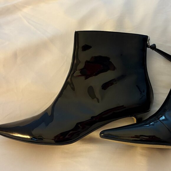 Saks Fifth Avenue Dina Kitten Heels - Picture 3 of 6